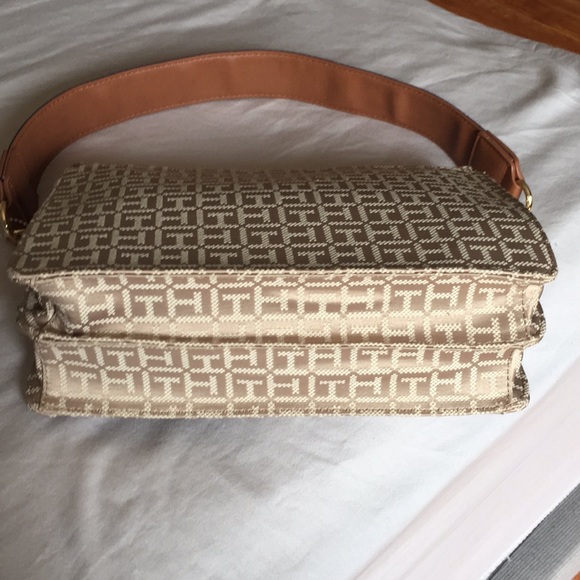 TOMMY HILFIGER shoulder bag BNWOT - Picture 4 of 8